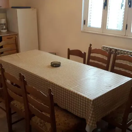 Anda Gostinjska kuća 3*